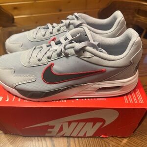 New Nike Air Max Solo Mens Shoes US 11M- Wolf Gray